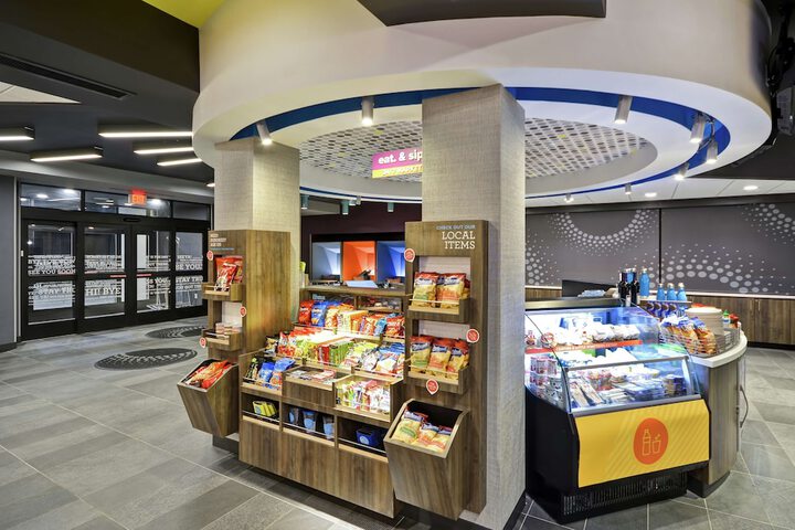 Snack bar