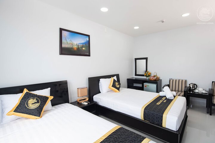Room 4 of 113