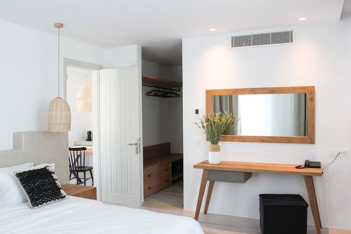 Room 12 of 54