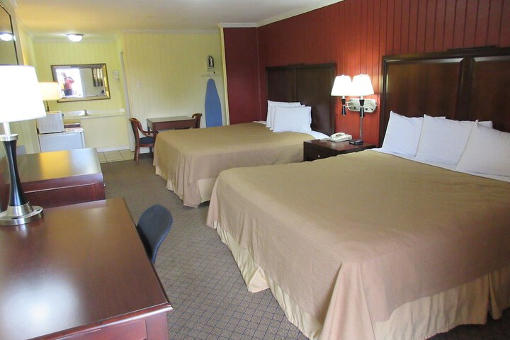 1 King Bed (14 of 20)
