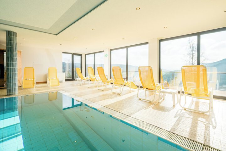 Hotel with Pool