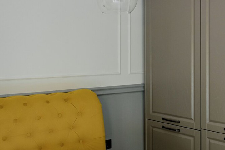 Room 10 of 99