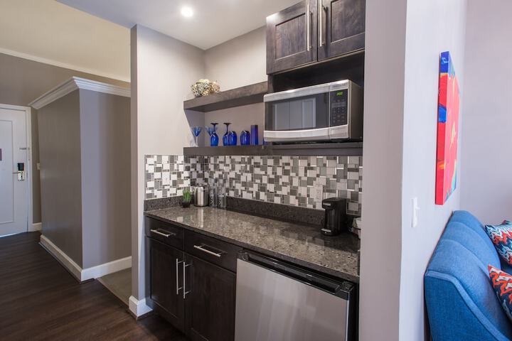 Private kitchenette