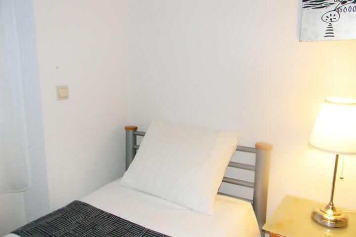 Room 118 of 162