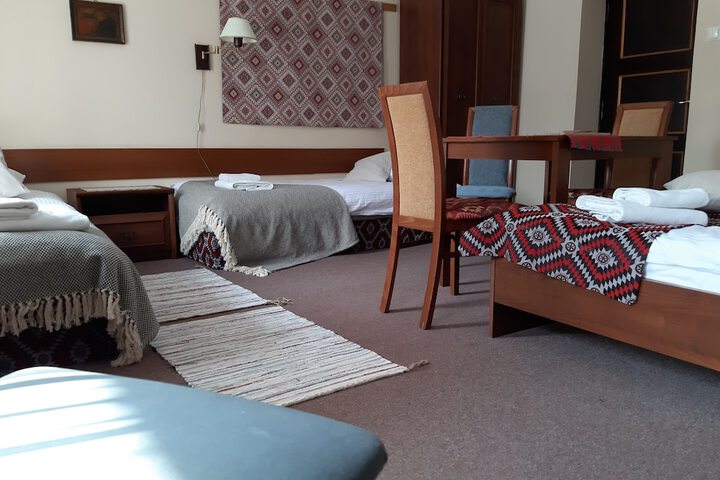 Room 41 of 77