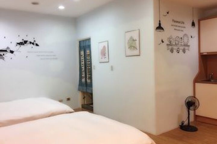 Room 13 of 89