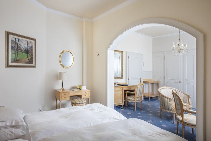 Room 14 of 114