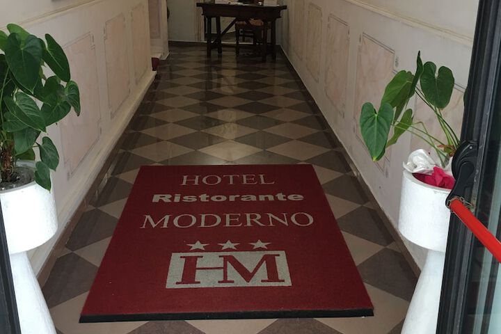 Hotel 3 of 63