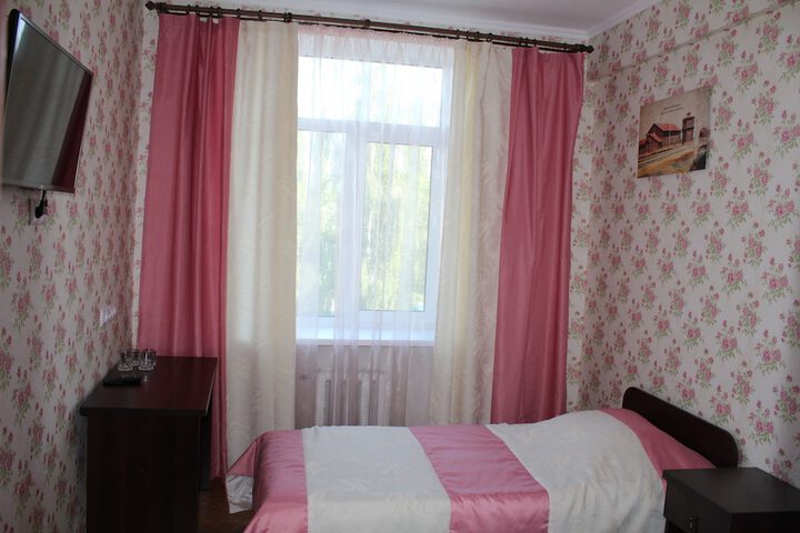 Room 4 of 69