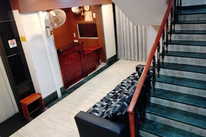 Hotel Interior 4 of 29