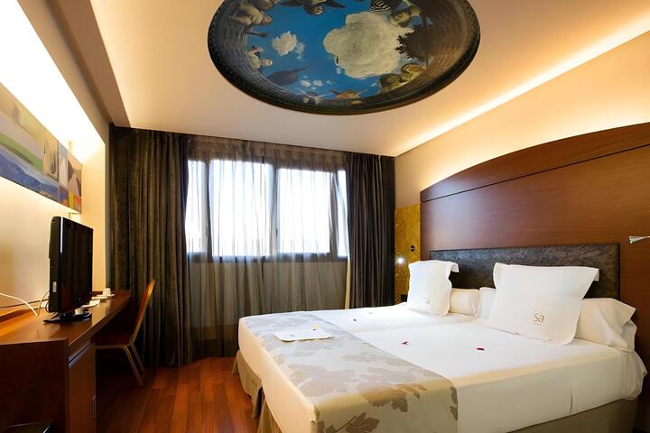 Room 18 of 81