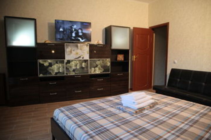 Room 47 of 80