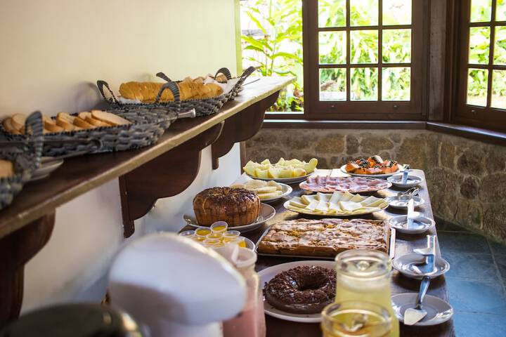 Breakfast/Coffee Service 93 of 99