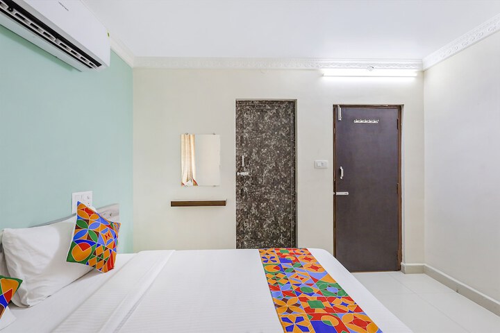Room 19 of 36
