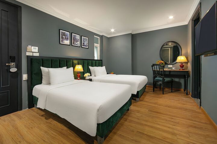 Room 6 of 47