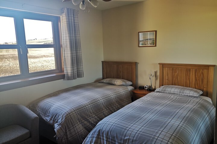 Room 6 of 19