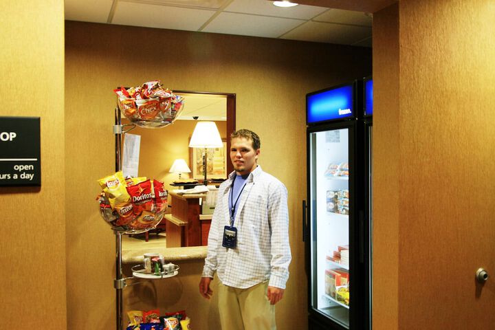 Snack bar