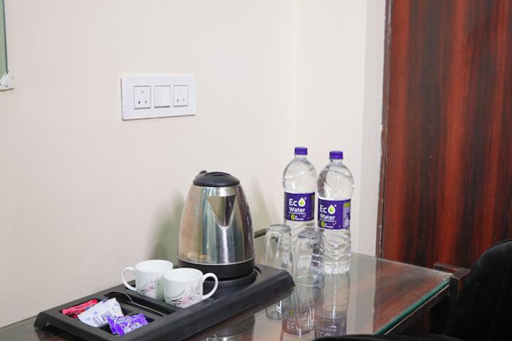 Room 8 of 17