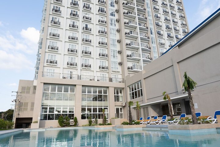 Pool 7 of 12