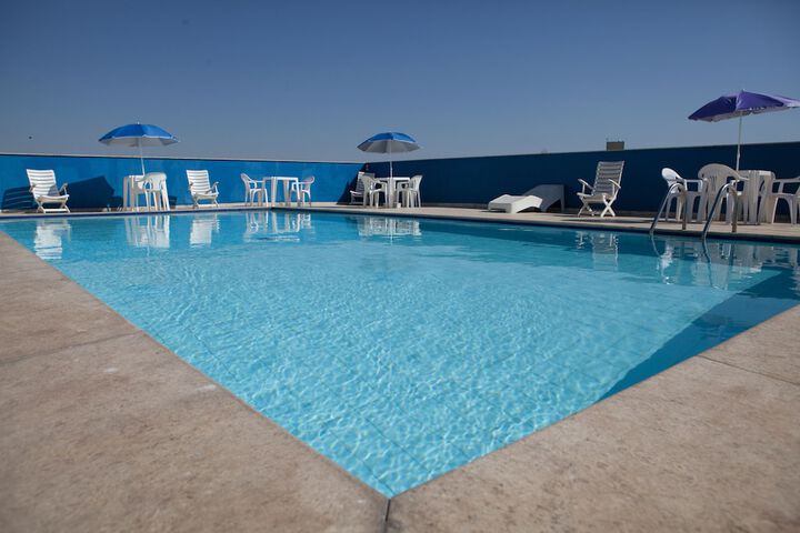 Hotel with Pool
