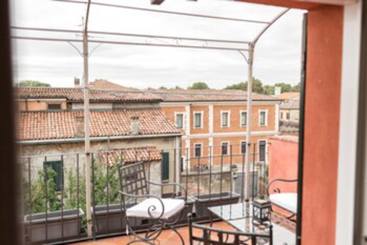 Terrace/Patio 3 of 39