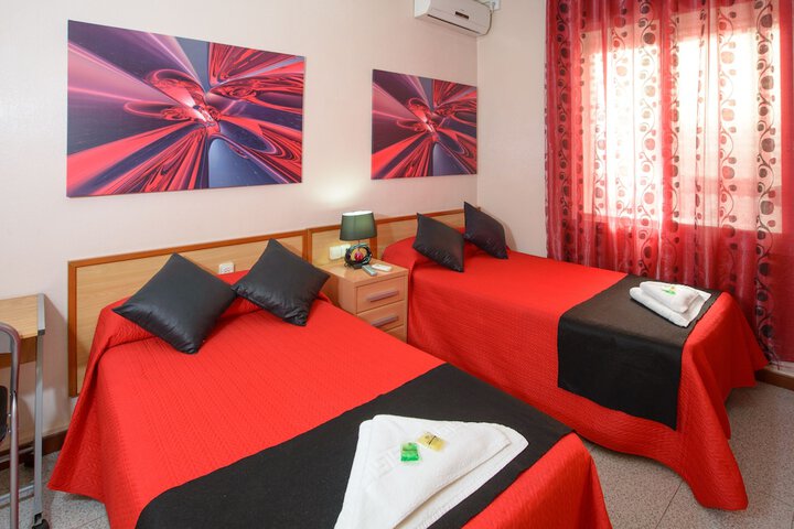 Room 5 of 49