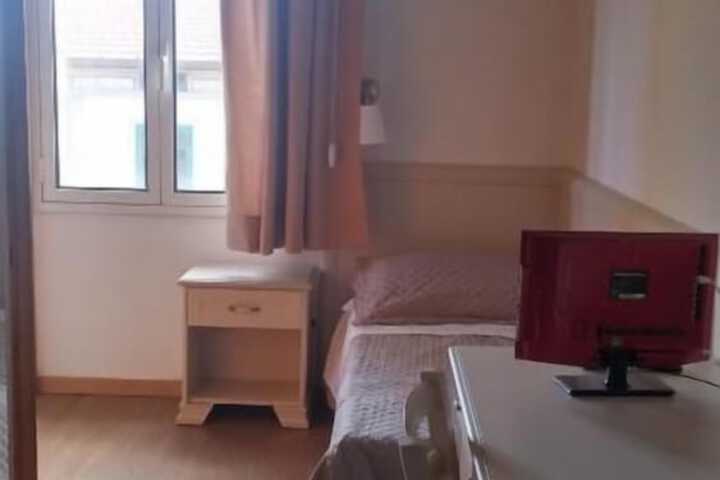 Room 8 of 57