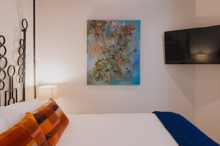 Room 32 of 104