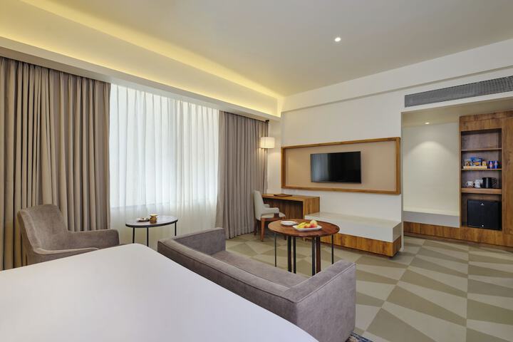 Room 15 of 25