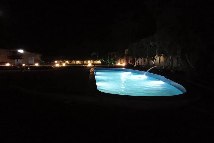 Pool 44 of 94