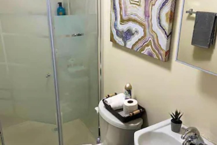 Room 73 of 78