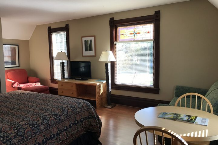 Room 20 of 146