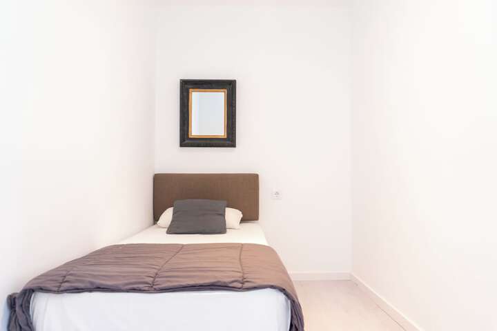 Room 77 of 226