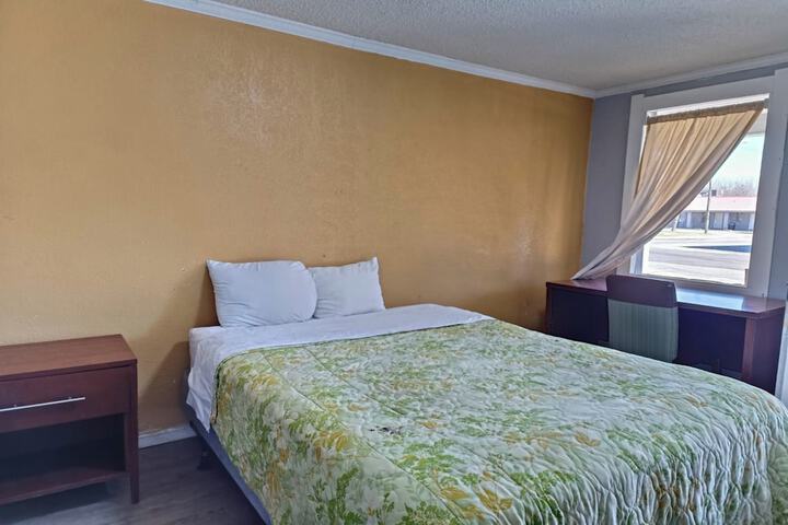 Room 5 of 29