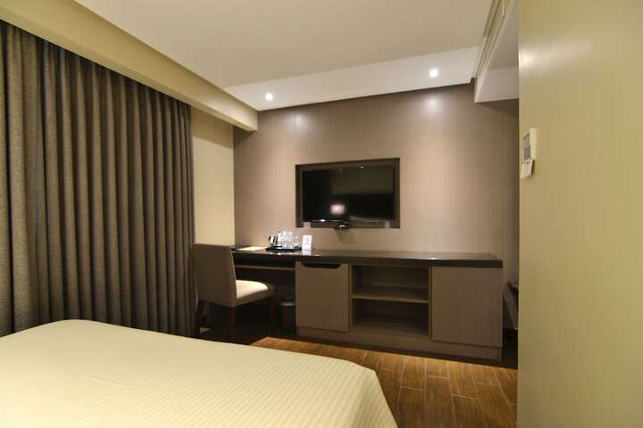 Room 29 of 68
