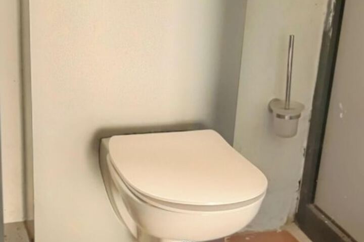 Room 112 of 285