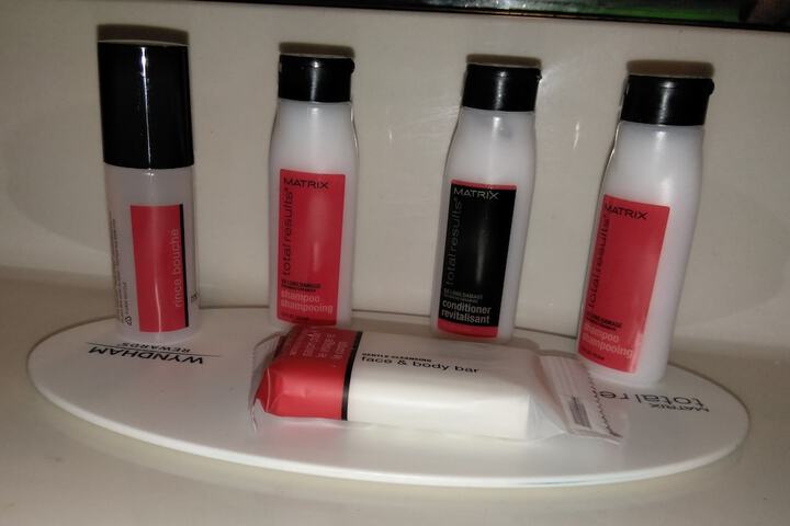 Bathroom amenities