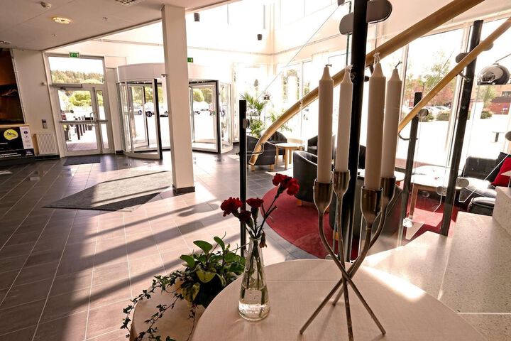 Hotel Interior 2 of 38