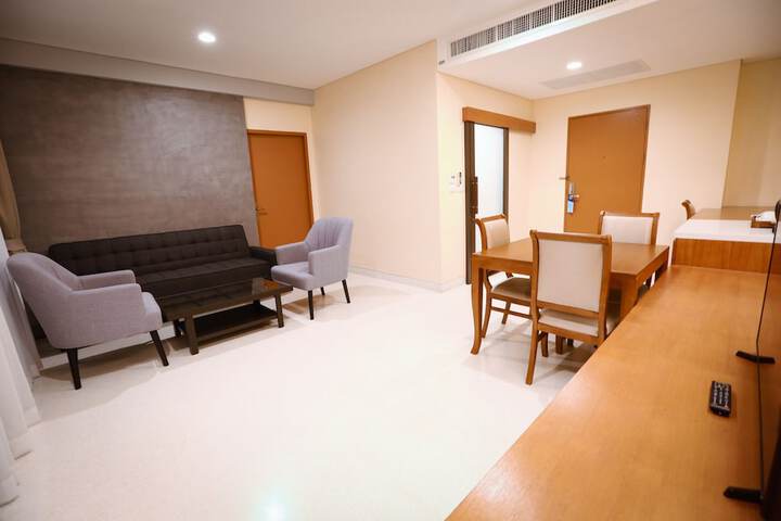 Room 26 of 70