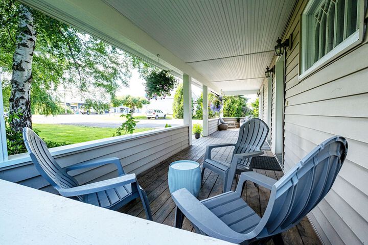 Terrace/Patio 3 of 5