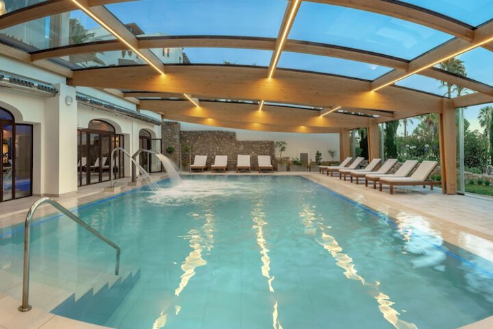 Pool 35 of 99