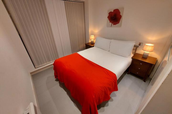 Room 2 of 19