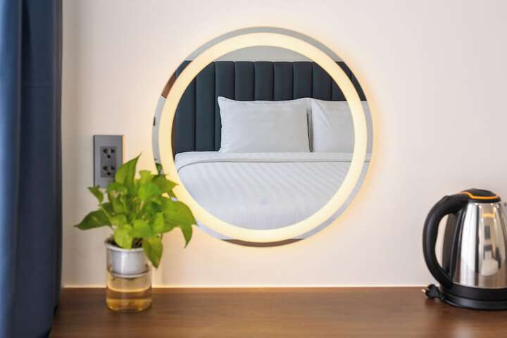 Room 10 of 50