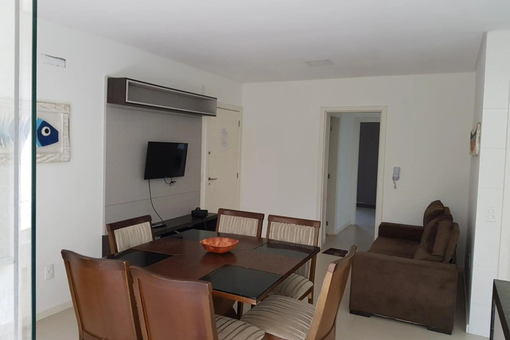 Room 6 of 19