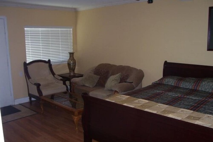 Room 15 of 20