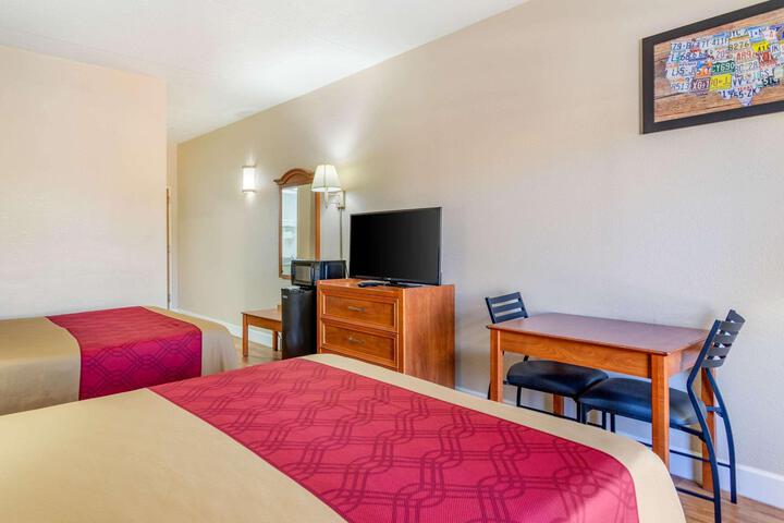 2 Double Beds (2 of 7)