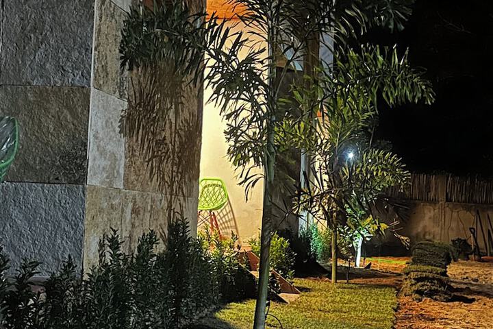 Hotel Exterior 17 of 22