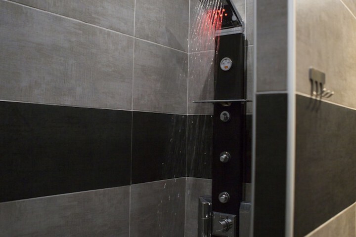 Room 70 of 91