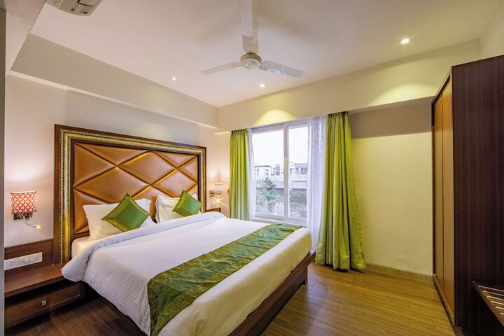 Room 16 of 29