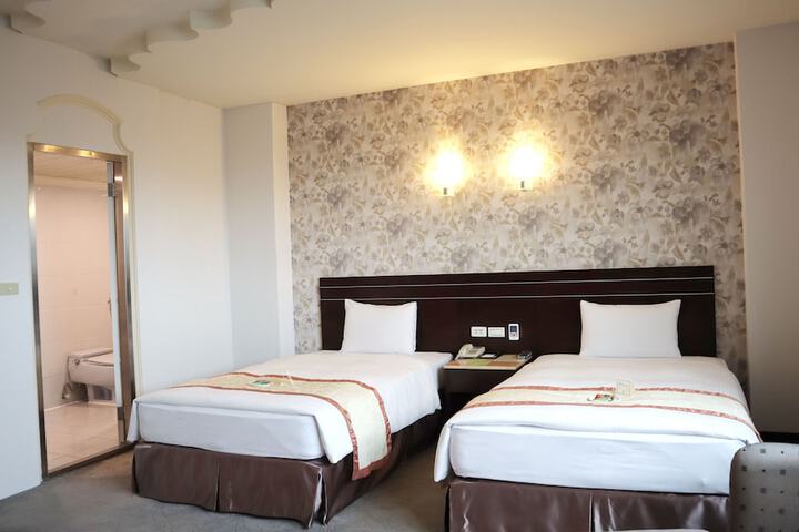 Room 25 of 72